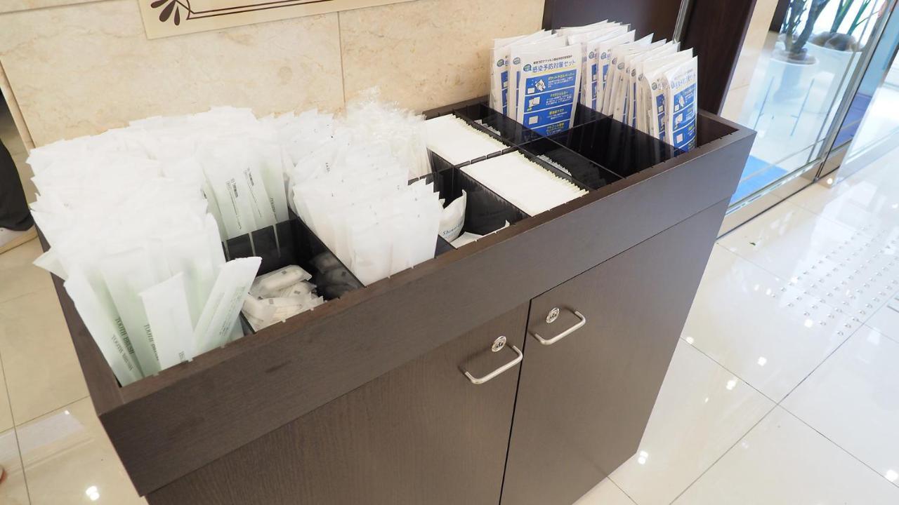 Toyoko Inn Yokohama Shiei-chikatetsu Center Minami-eki Eksteriør billede