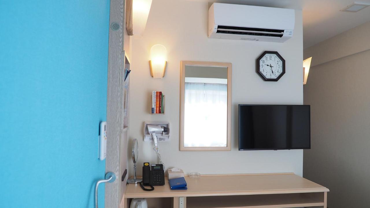 Toyoko Inn Yokohama Shiei-chikatetsu Center Minami-eki Eksteriør billede