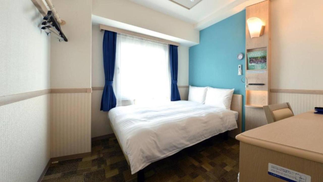 Toyoko Inn Yokohama Shiei-chikatetsu Center Minami-eki Eksteriør billede